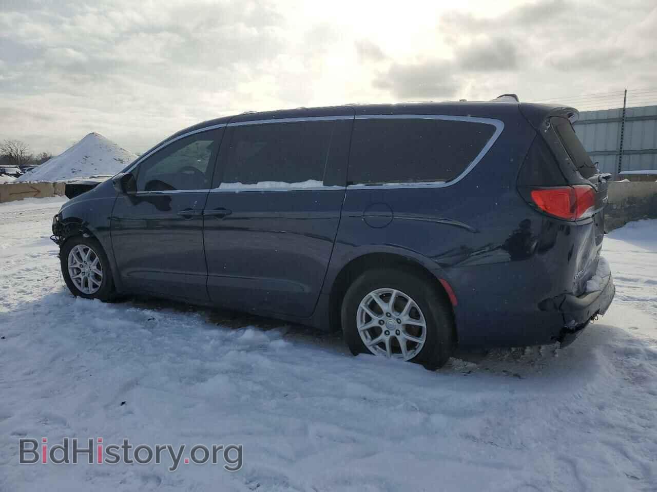 2017 CHRYSLER PACIFICA - VIN: 2C4RC1DG6HR520460 - Photo 2