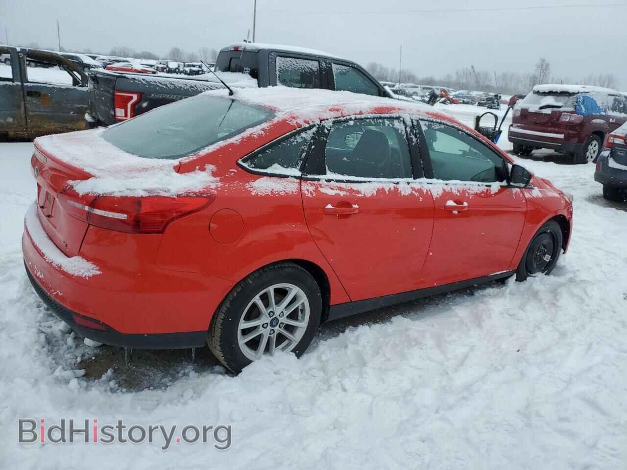 2017 FORD FOCUS - VIN: 1FADP3F23HL233121 - Фото 3