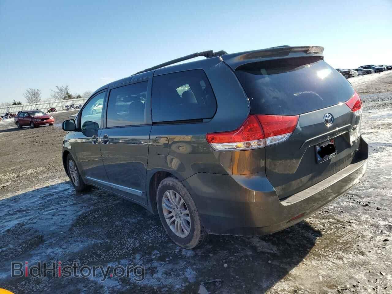 2012 TOYOTA All Models - VIN: 5TDYK3DC8CS248775 - Фото 2