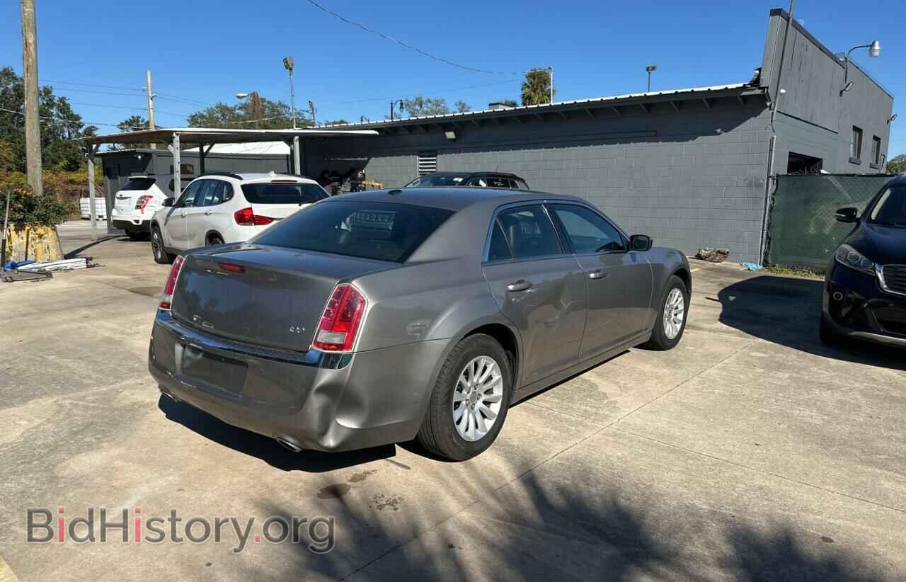 2014 CHRYSLER 300 - VIN: 2C3CCAAG1EH323843 - Фото 4