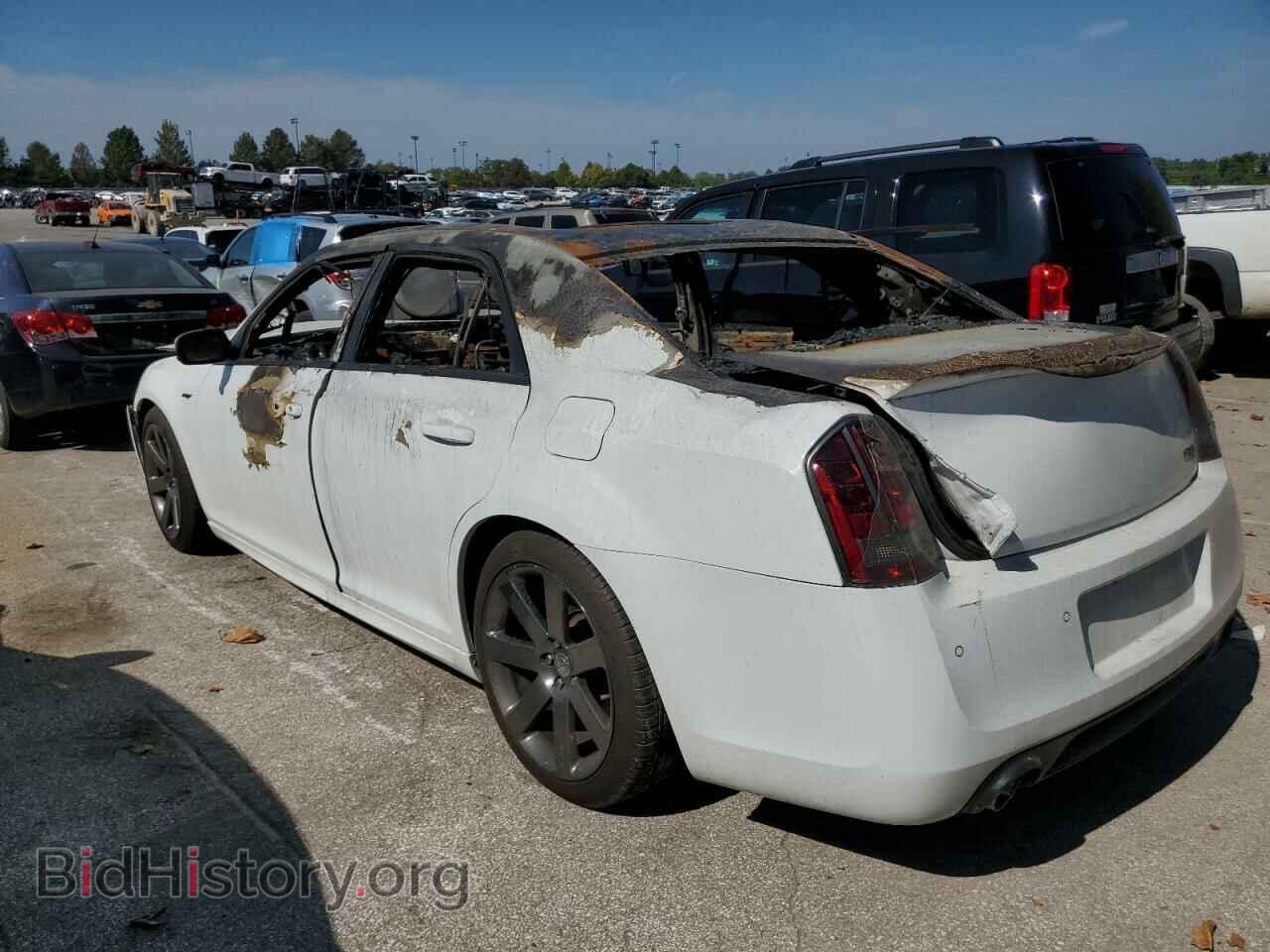 2014 CHRYSLER 300 - VIN: 2C3CCAFJ1EH118429 - Фото 2