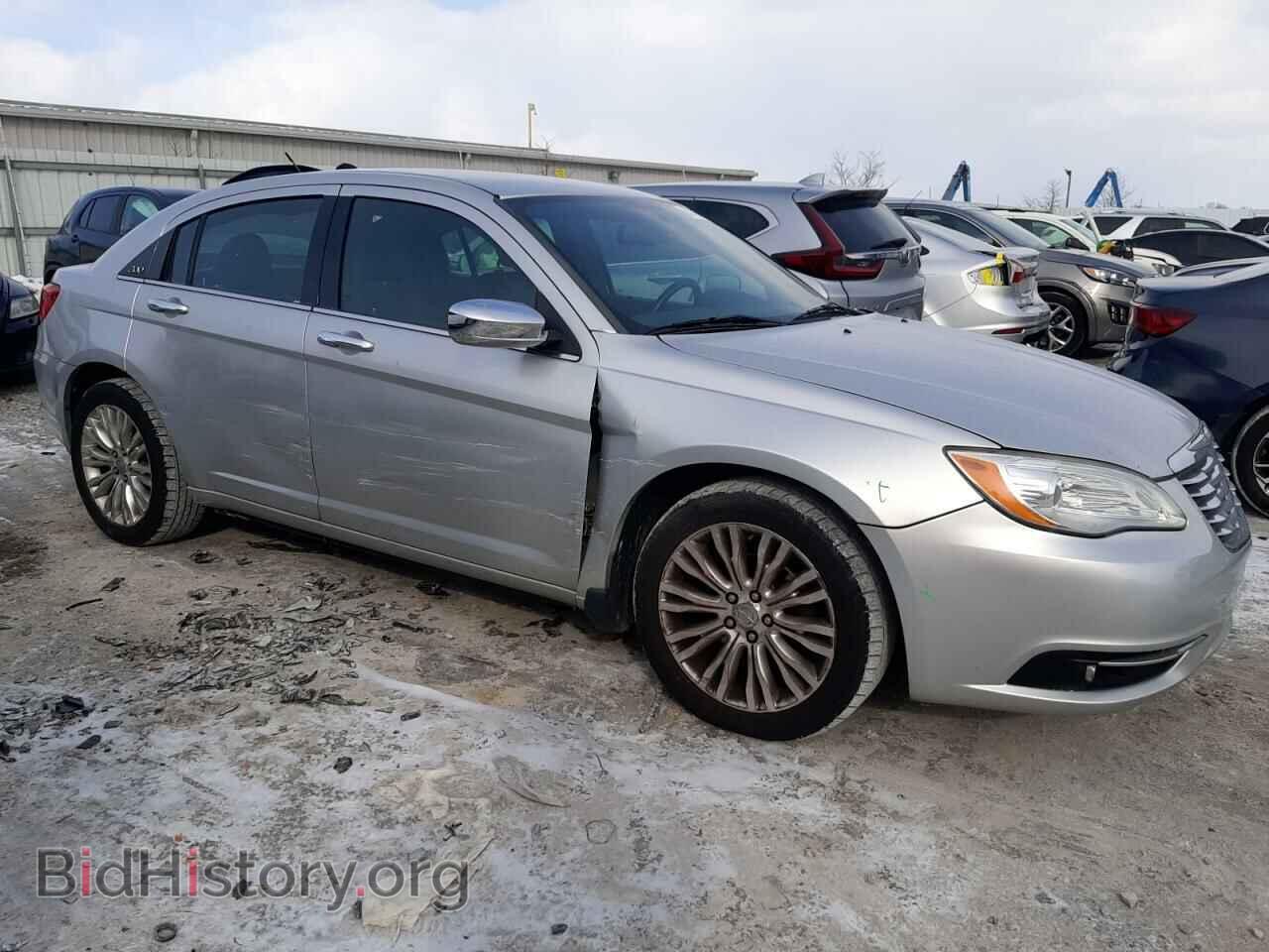 2011 CHRYSLER 200 - VIN: 1C3BC2FB9BN569444 - Фото 4