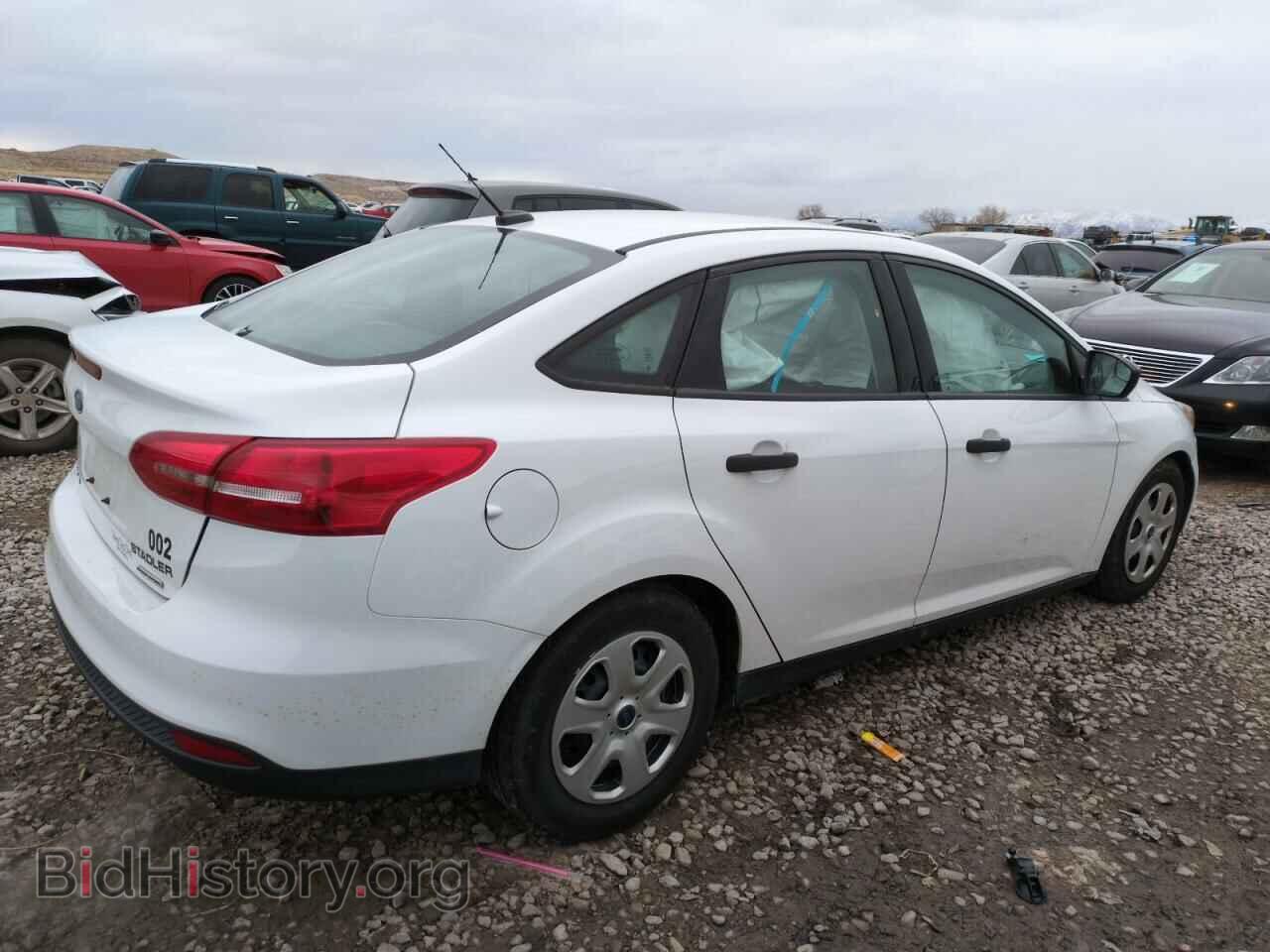 2016 FORD FOCUS - VIN: 1FADP3E29GL372461 - Фото 3