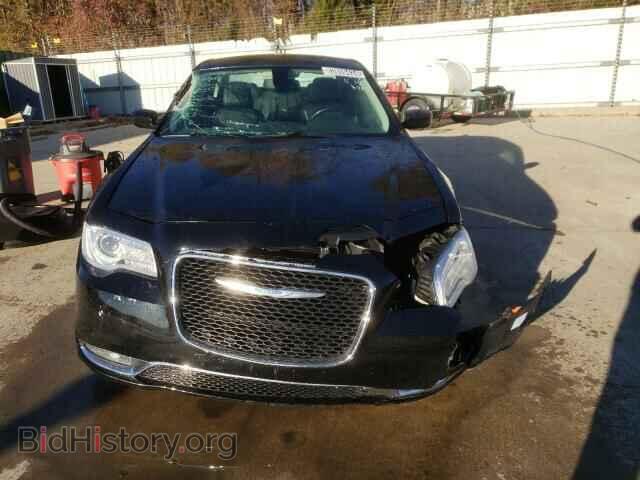 2019 CHRYSLER 300 - VIN: 2C3CCAAG1KH589987 - Фото 5