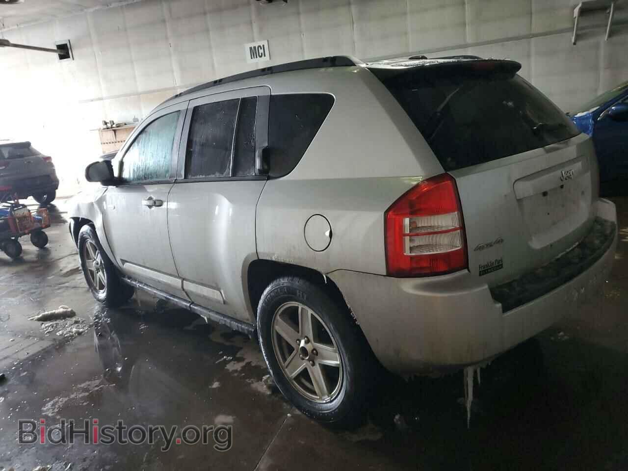 2010 JEEP COMPASS - VIN: 1J4NF1FB8AD620344 - Фото 2