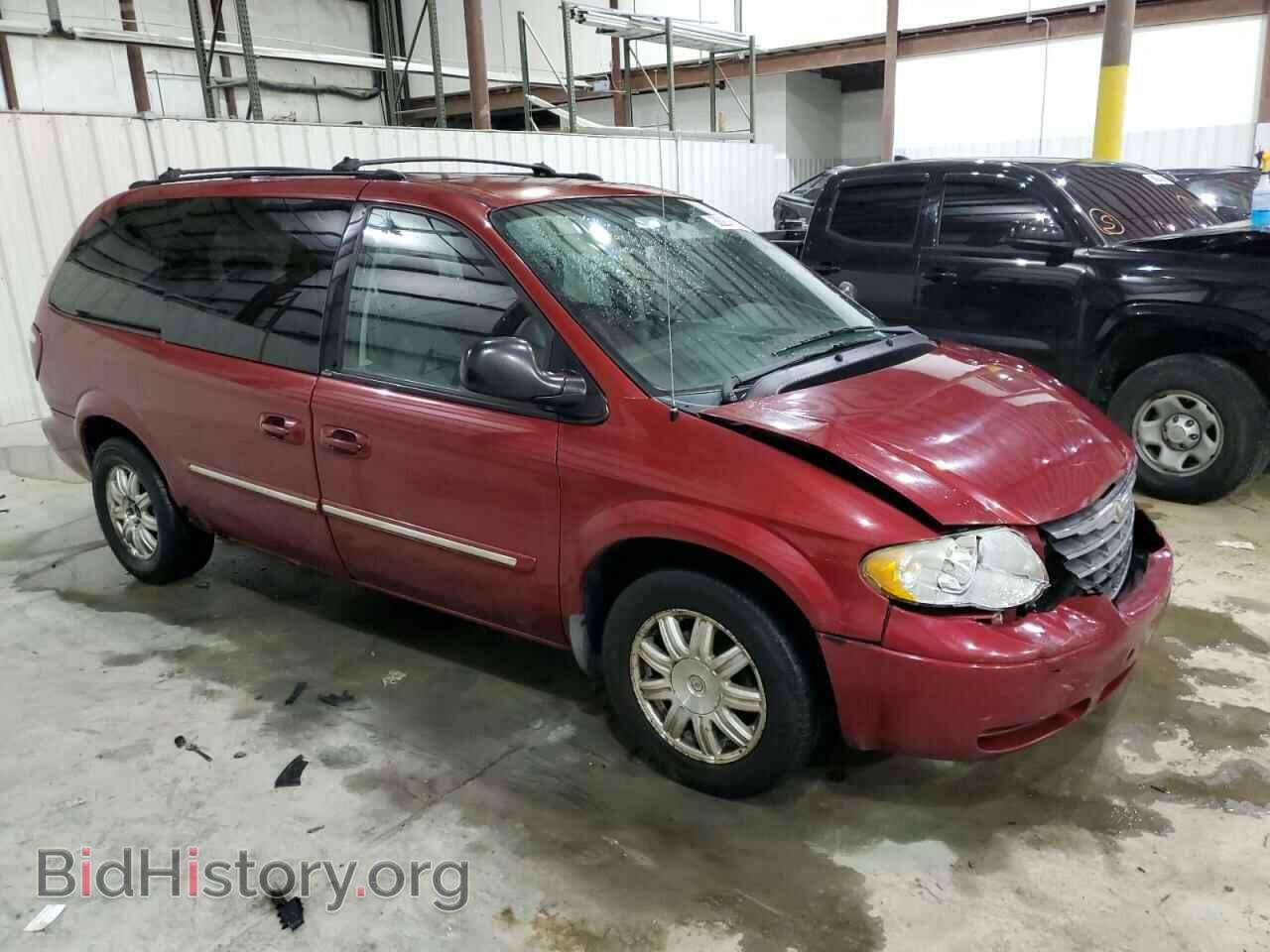 2005 CHRYSLER MINIVAN - VIN: 2C8GP54L95R460281 - Фото 4