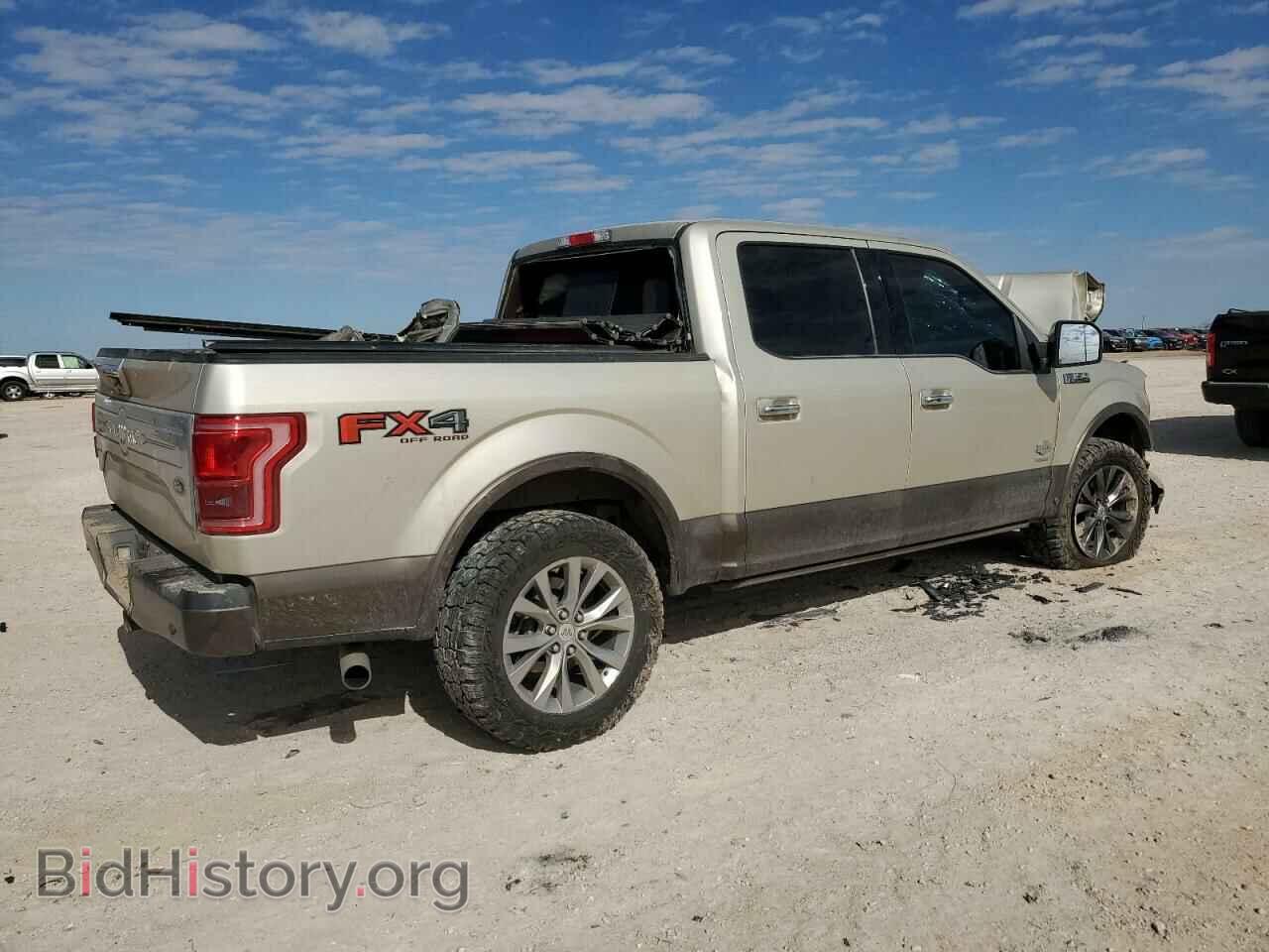 2017 FORD F-150 - VIN: 1FTEW1EG4HFC02820 - Фото 3