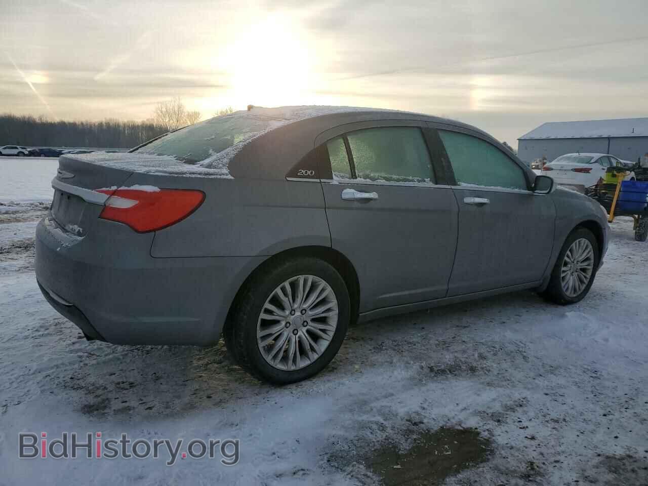 2011 CHRYSLER 200 - VIN: 1C3BC2FB5BN581185 - Фото 3