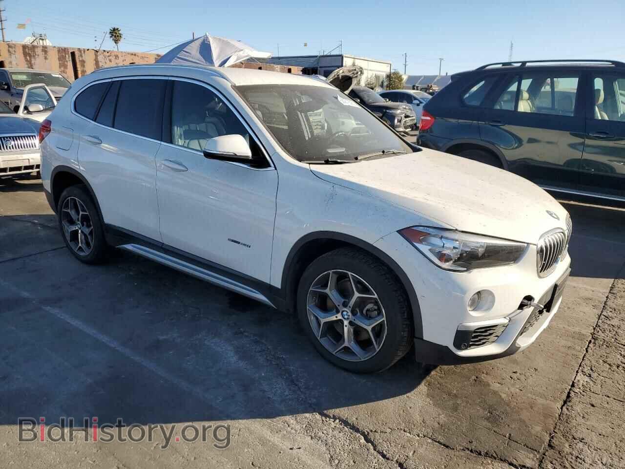 2018 BMW X1 - VIN: WBXHU7C3XJ5H45094 - Фото 4
