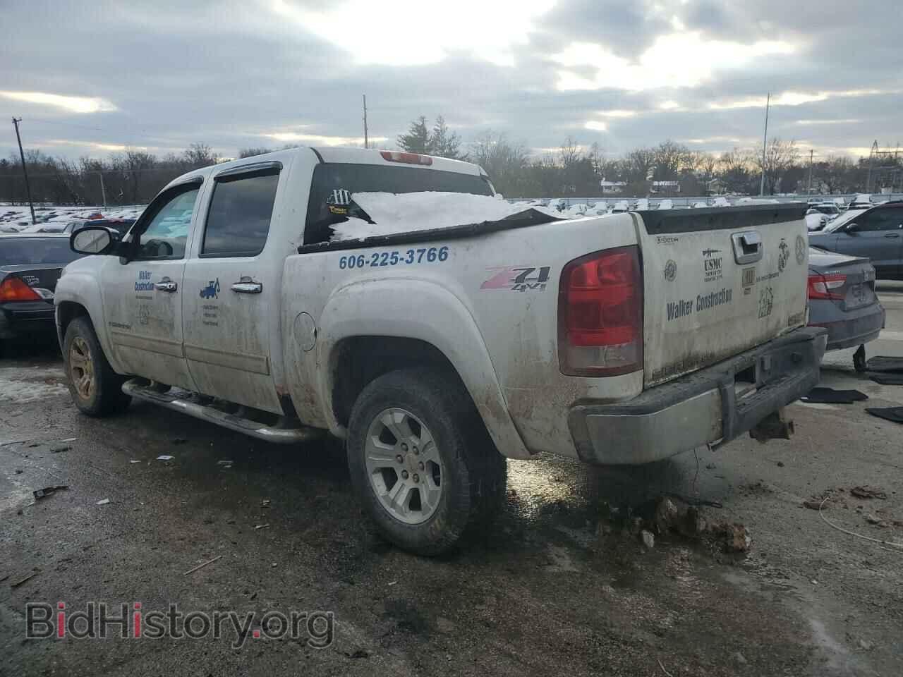 2007 GMC SIERRA - VIN: 2GTEK13M371574448 - Photo 2