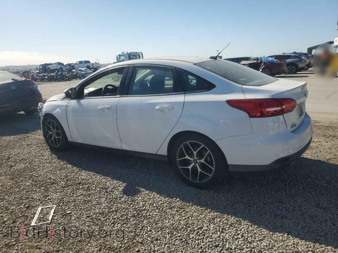 2017 FORD FOCUS - VIN: 1FADP3FE7HL253981 - Photo 2