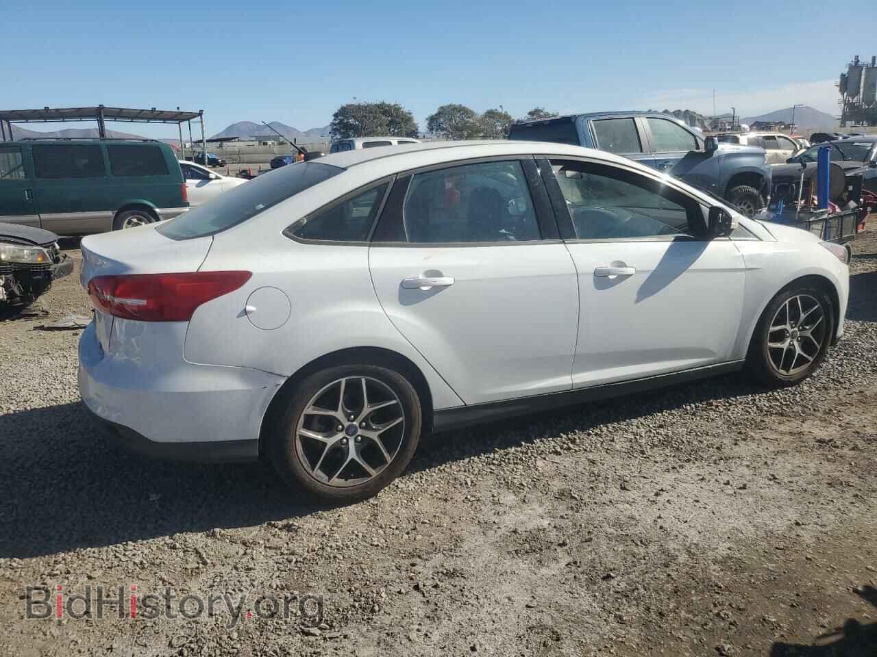2017 FORD FOCUS - VIN: 1FADP3FE7HL253981 - Photo 3