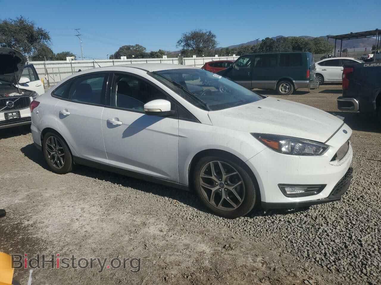 2017 FORD FOCUS - VIN: 1FADP3FE7HL253981 - Photo 4