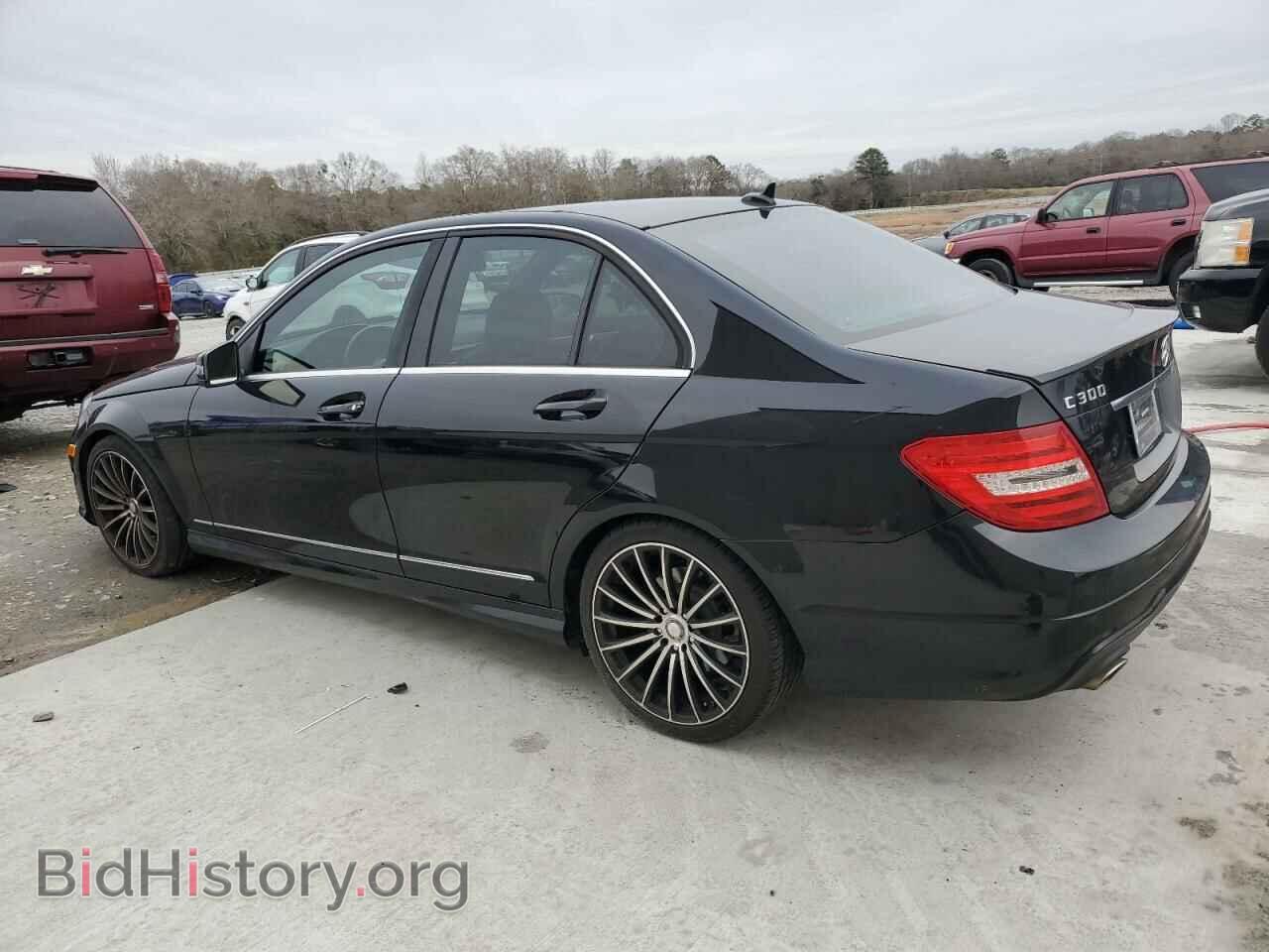 2012 MERCEDES-BENZ C-CLASS - VIN: WDDGF8BB9CA697067 - Фото 2