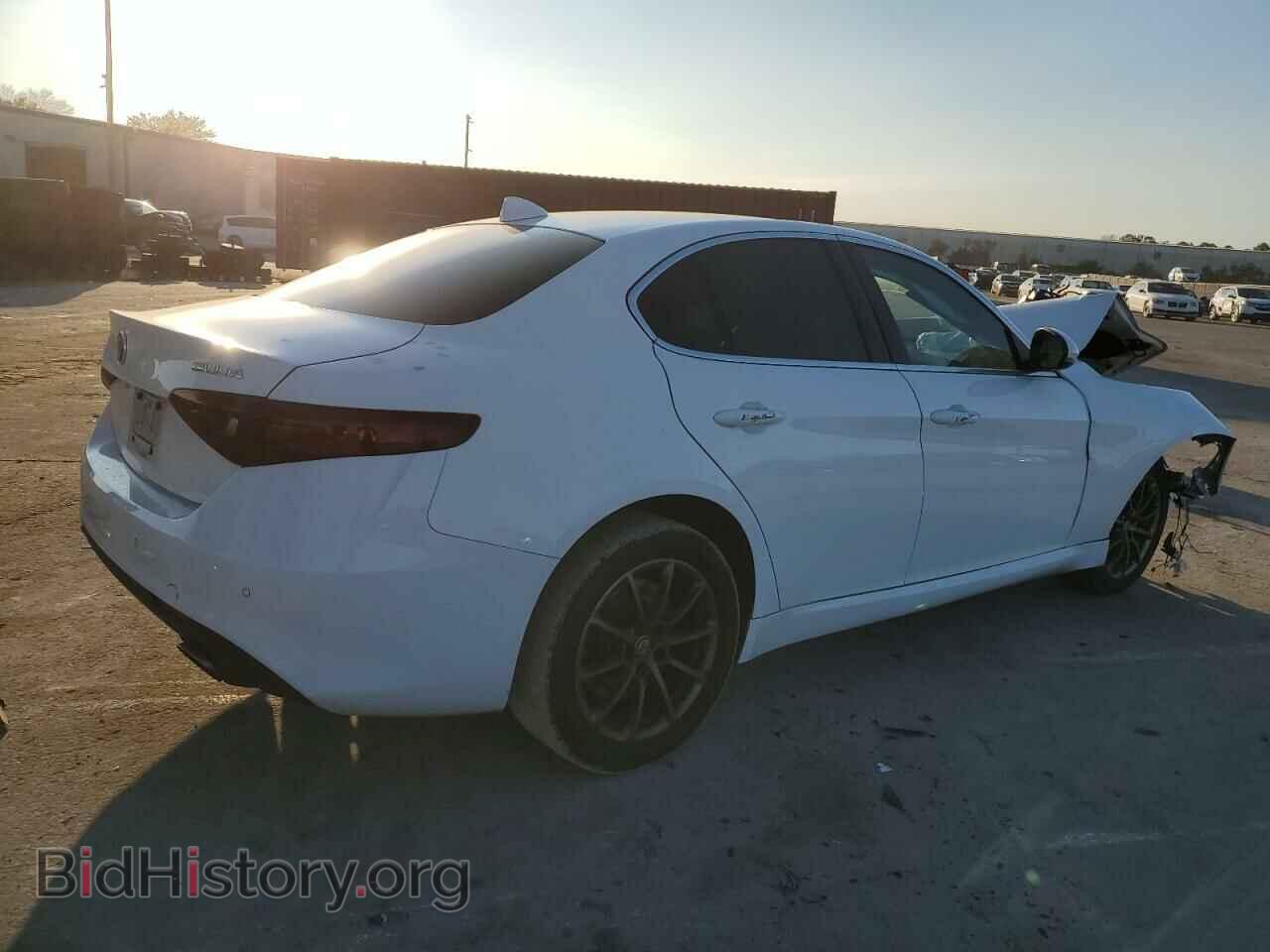 2018 ALFA ROMEO GIULIA - VIN: ZARFAEBN6J7597943 - Фото 3