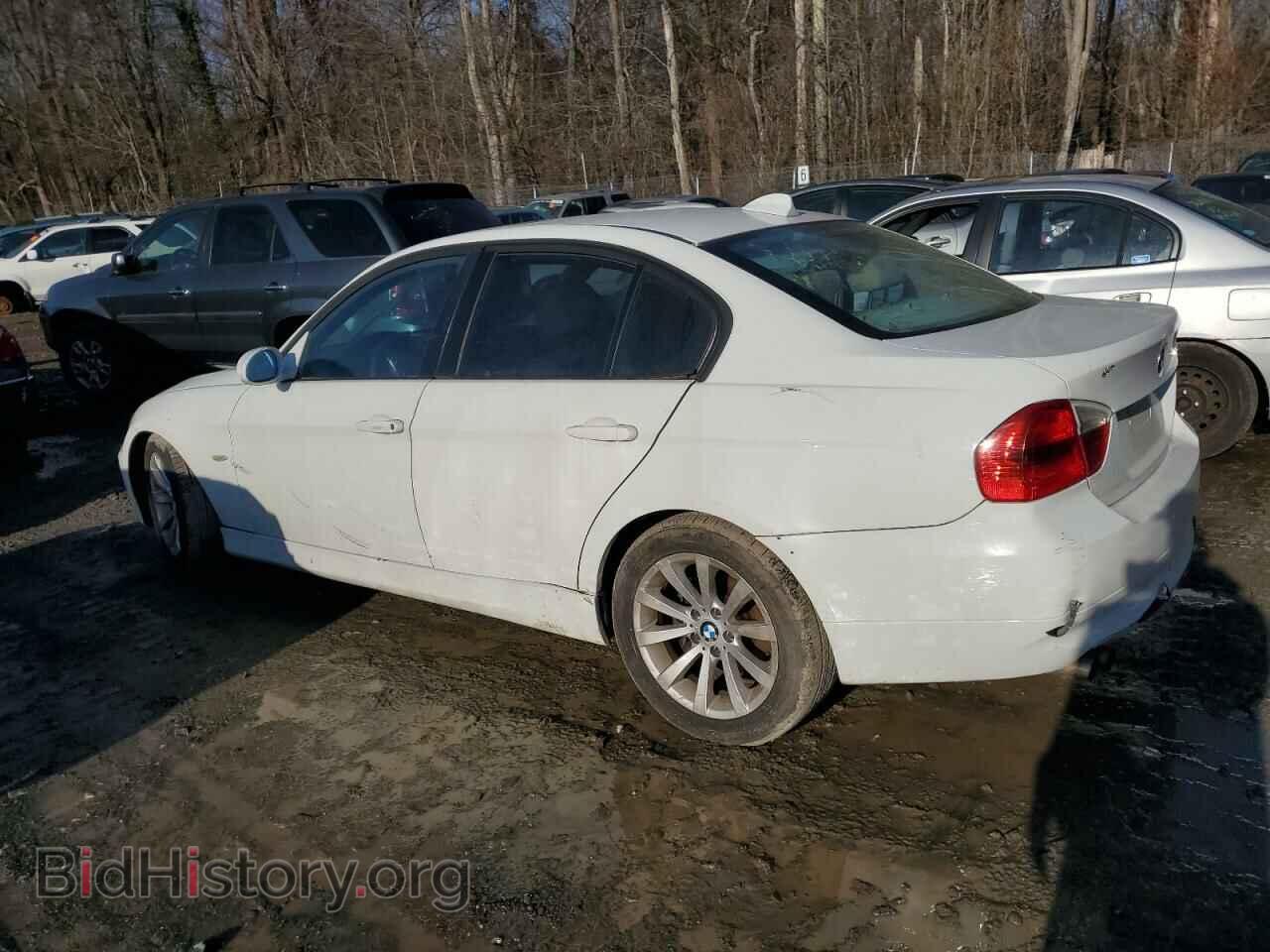 2007 BMW 3 SERIES - VIN: WBAVA33577KX77704 - Фото 2