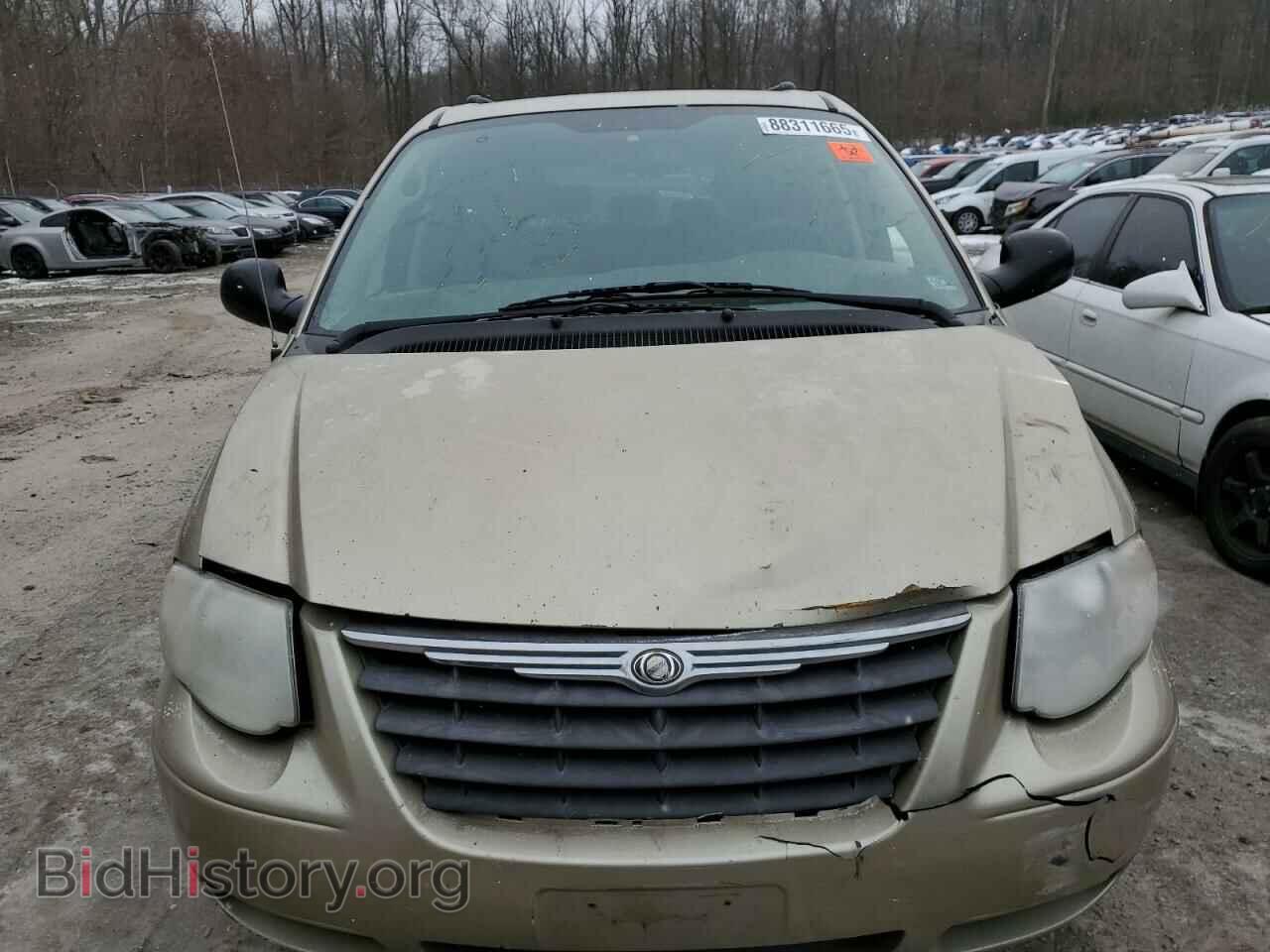 2005 CHRYSLER MINIVAN - VIN: 2C4GP44R95R385386 - Фото 5