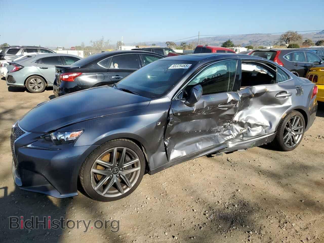 Photo JTHCE1D25G5011846 - LEXUS IS 2016