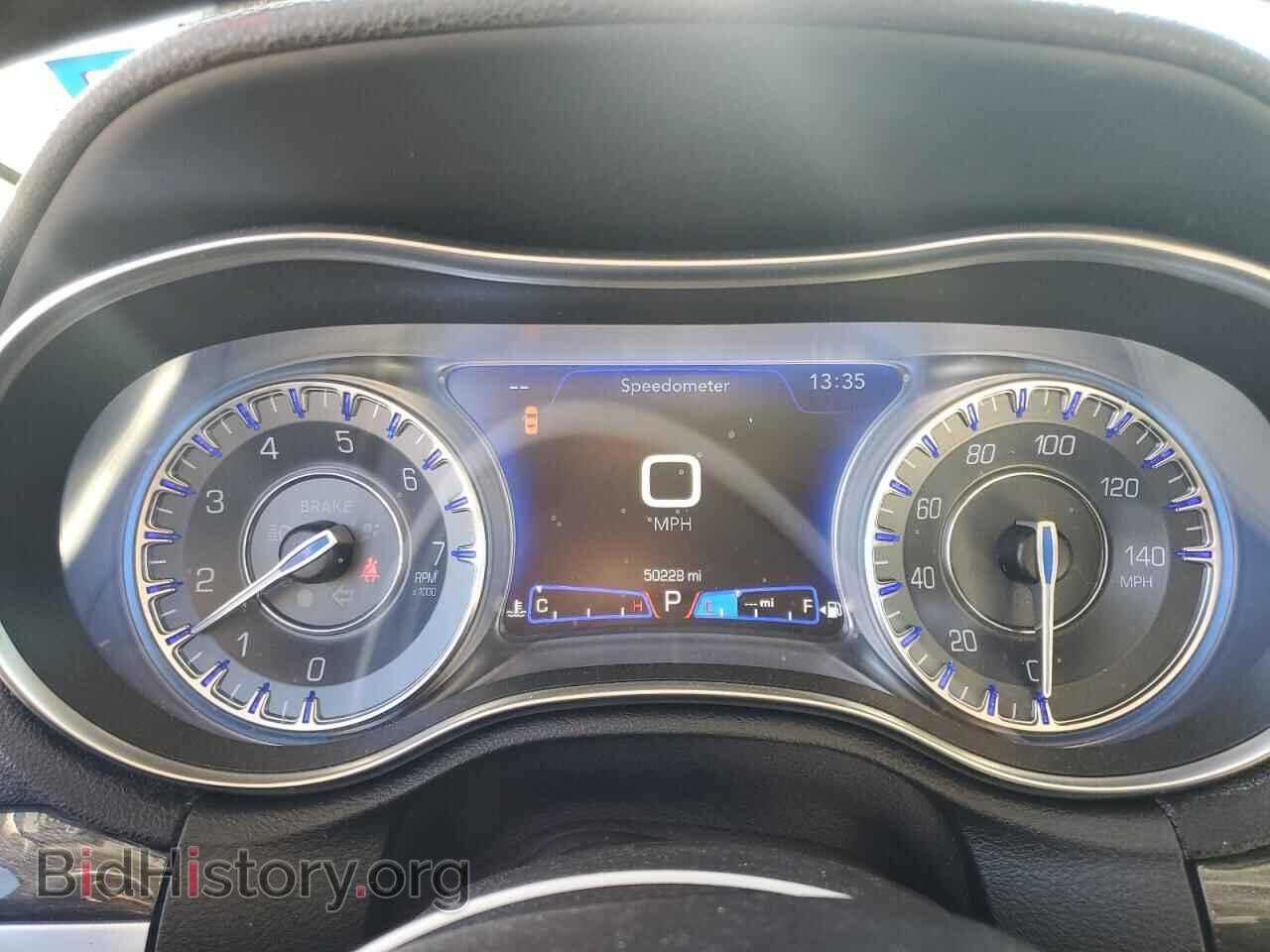 2019 CHRYSLER 300 - VIN: 2C3CCAAG5KH667610 - Photo 9