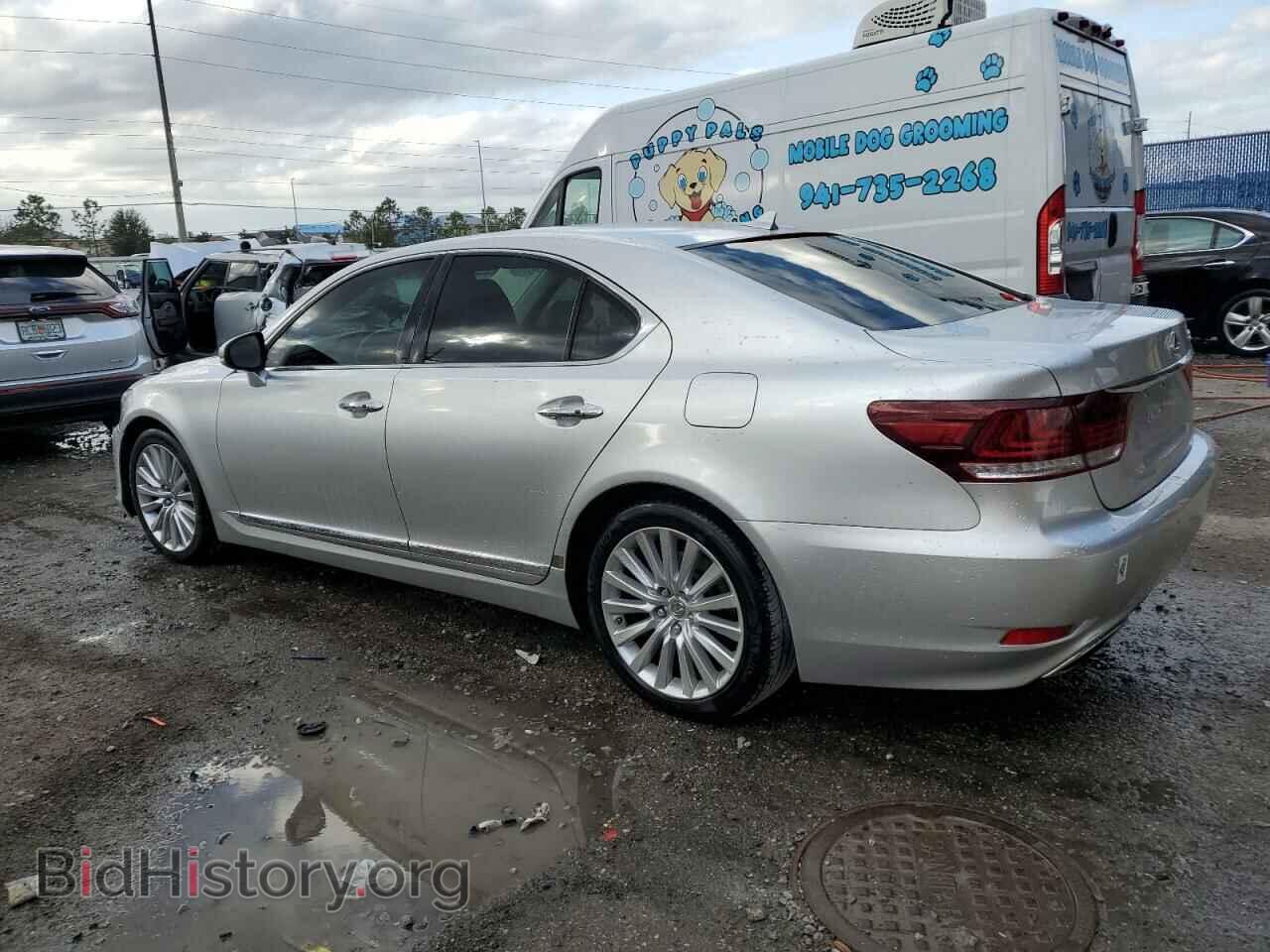 2013 LEXUS LS460 - VIN: JTHBL5EF4D5120160 - Photo 2