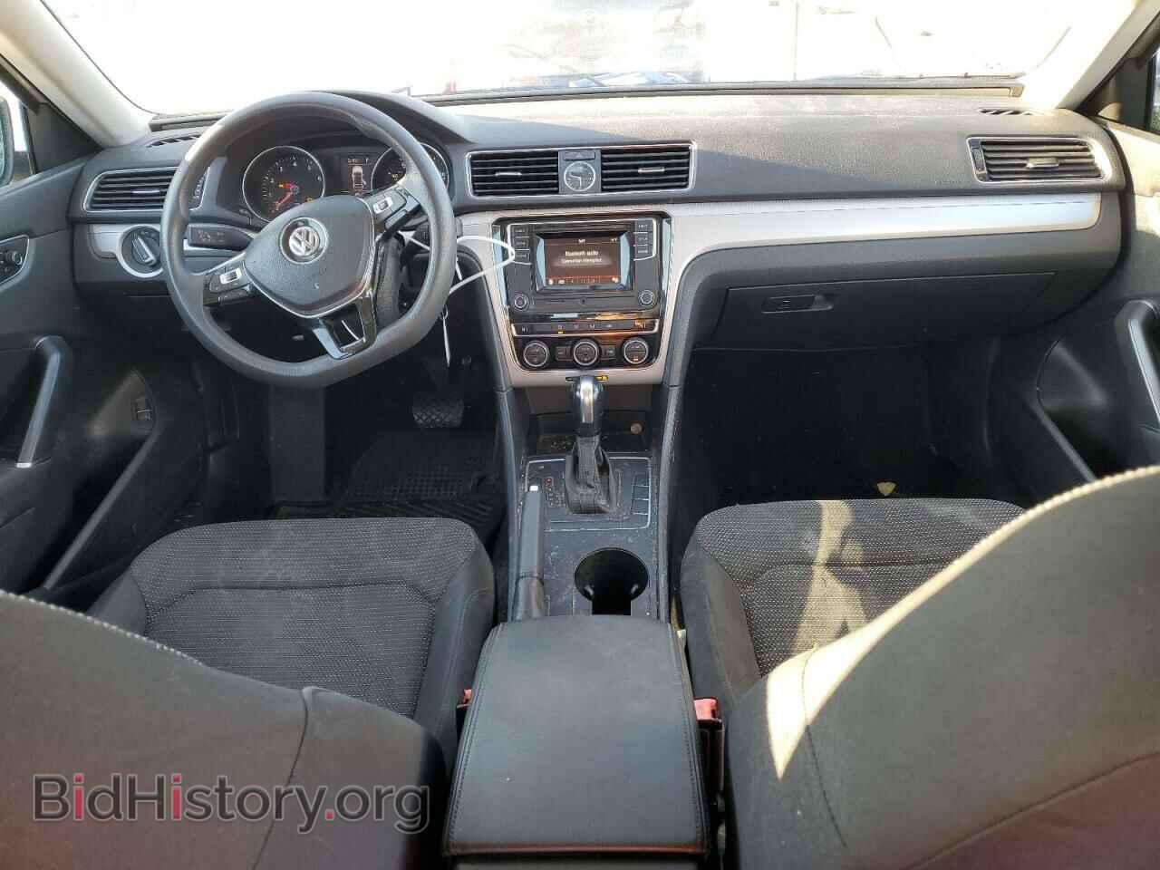 2017 VOLKSWAGEN PASSAT - VIN: 1VWAT7A37HC054237 - Фото 8