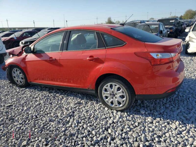 2012 Ford FOCUS (VIN 1FAHP3F25CL174499) — фото 2 из 12