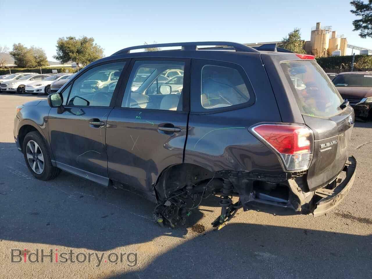2017 SUBARU FORESTER - VIN: JF2SJABC8HH457351 - Фото 2
