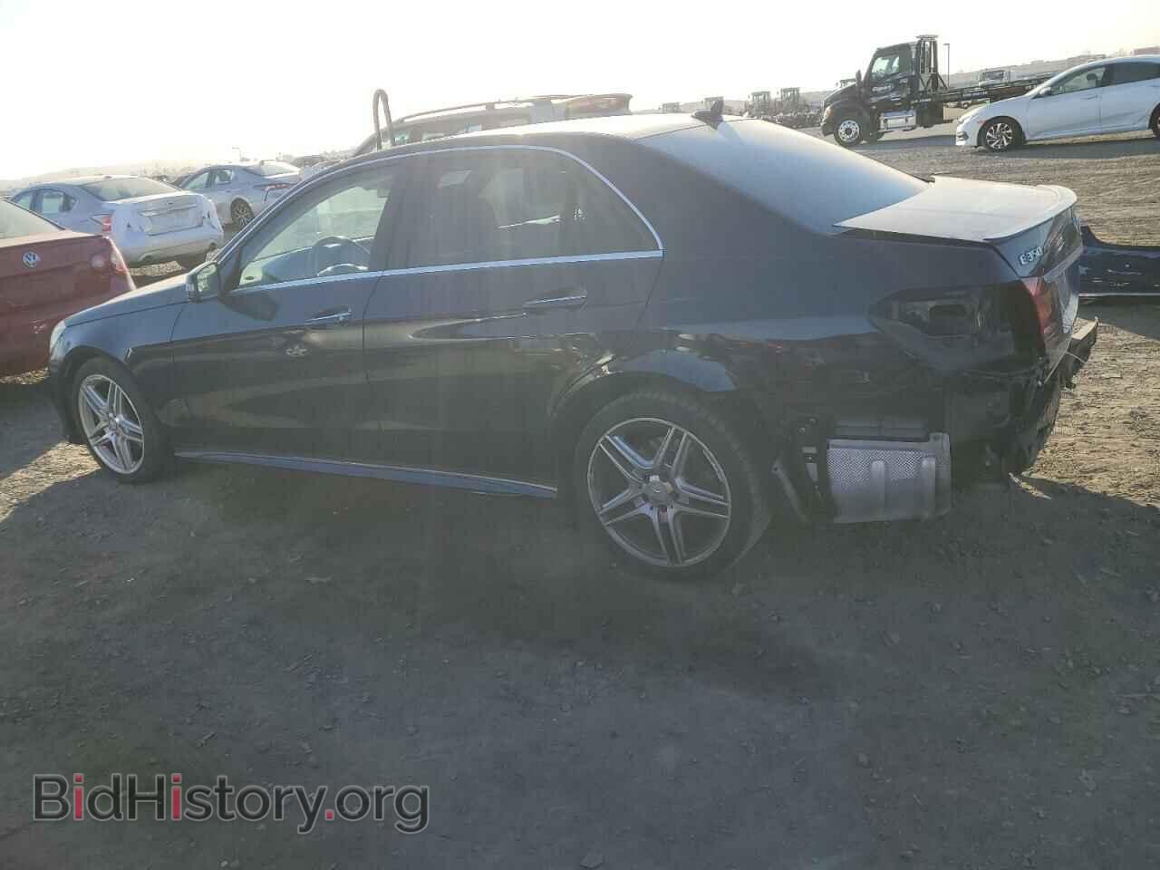 2014 MERCEDES-BENZ E-CLASS - VIN: WDDHF5KB2EA883541 - Фото 2