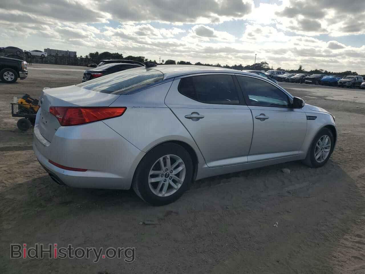 2011 KIA OPTIMA - VIN: KNAGM4A78B5111923 - Фото 3