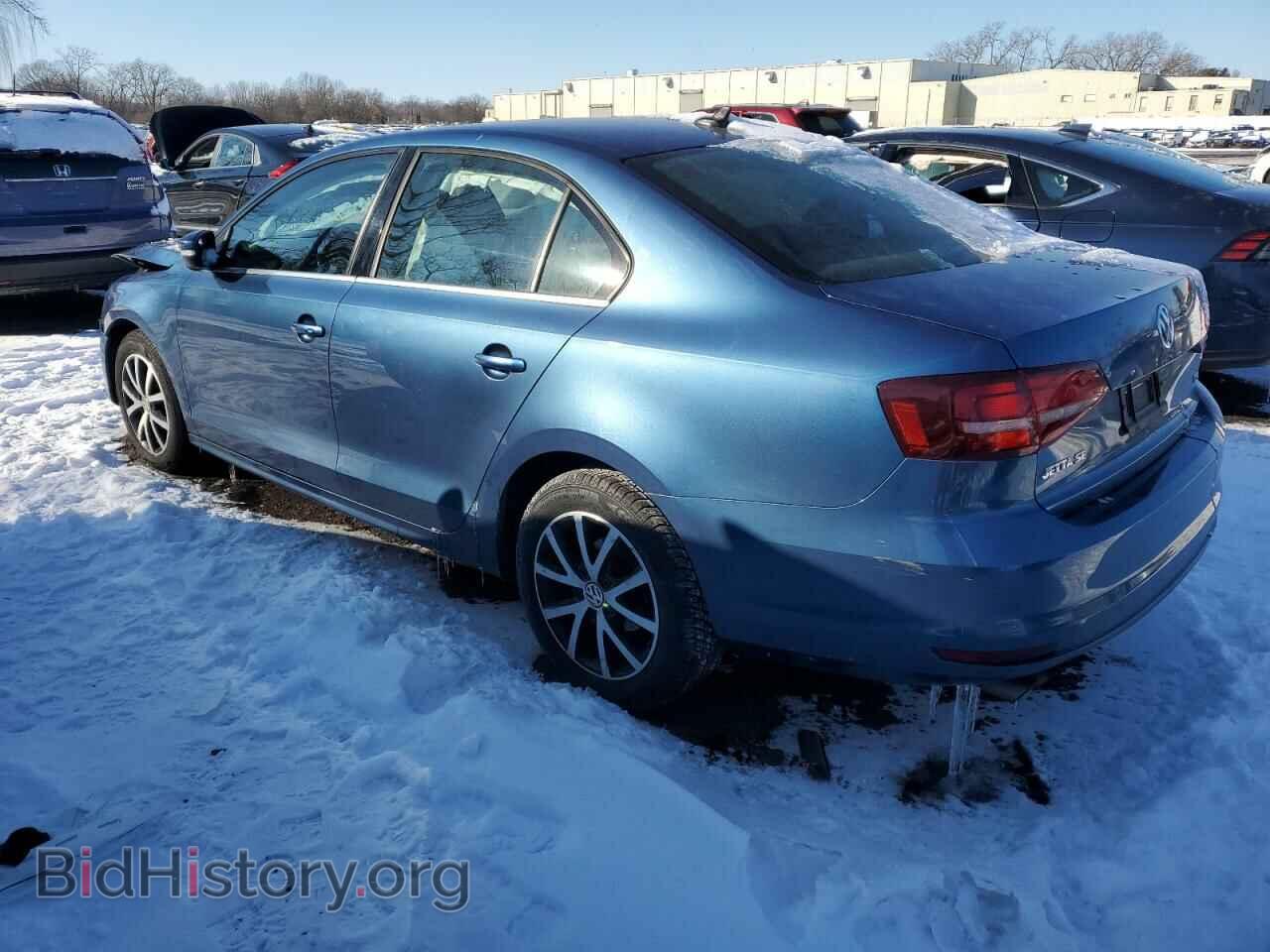 2017 VOLKSWAGEN JETTA - VIN: 3VWDB7AJ6HM307609 - Фото 2