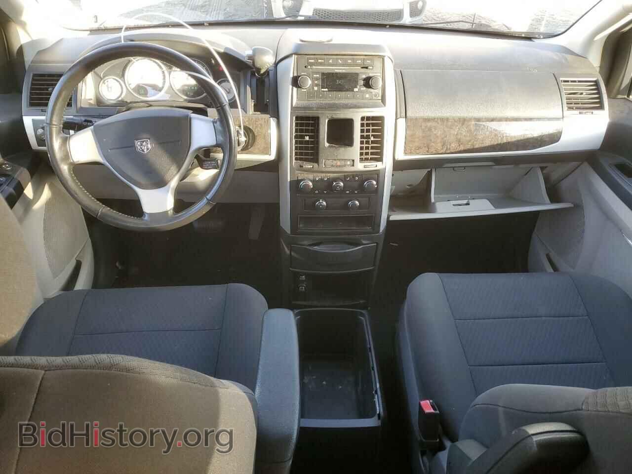 2010 DODGE CARAVAN - VIN: 2D4RN5D12AR316938 - Фото 8