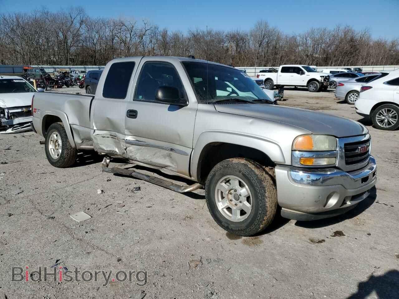 2005 GMC SIERRA - VIN: 1GTEK19B75E115294 - Фото 4