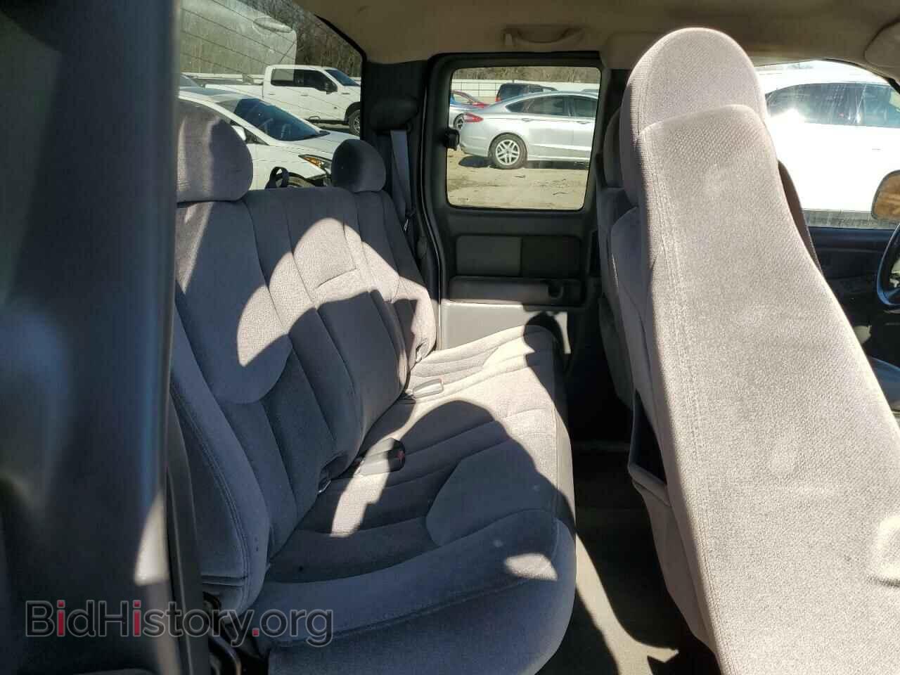 2005 GMC SIERRA - VIN: 1GTEK19B75E115294 - Фото 10