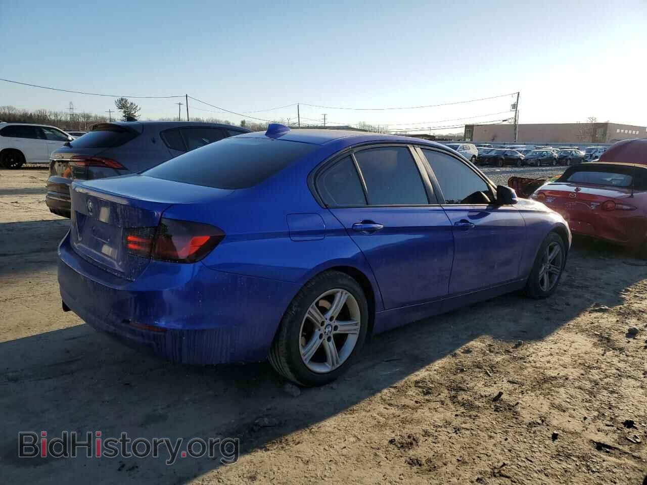 2013 BMW 3 SERIES - VIN: WBA3B5C57DF596784 - Фото 3