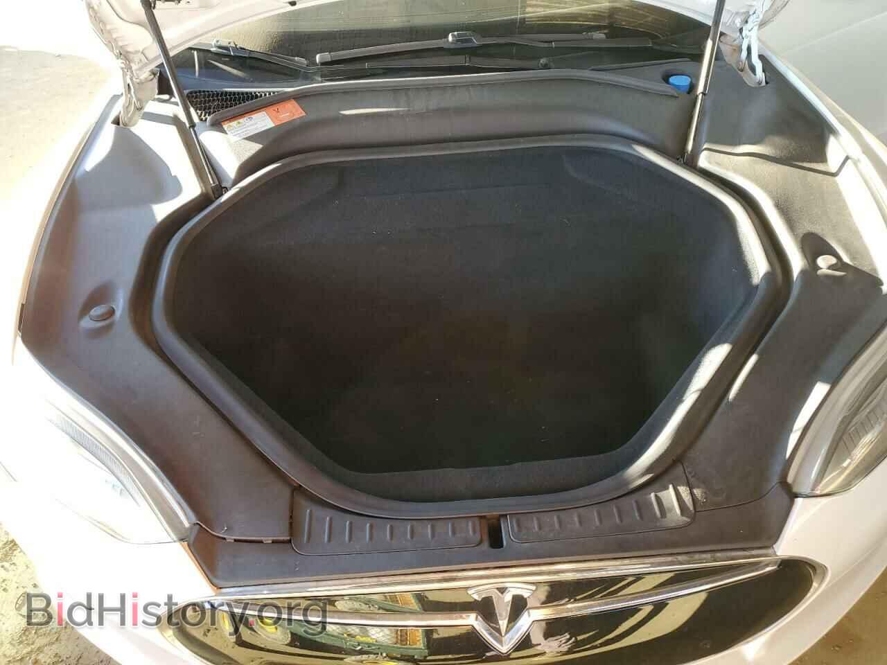2015 TESLA MODEL S - VIN: 5YJSA1E29FF107922 - Фото 11
