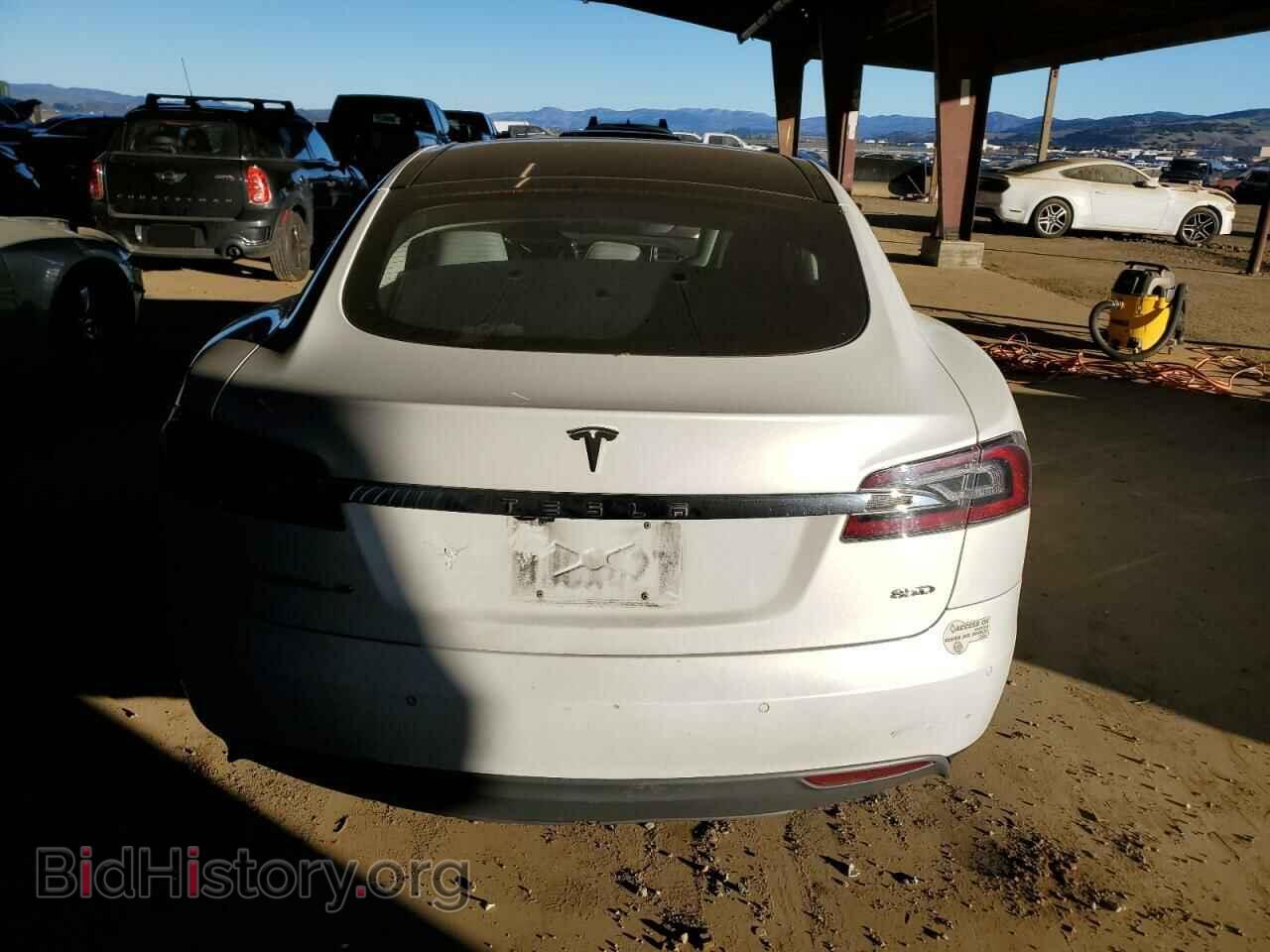 2015 TESLA MODEL S - VIN: 5YJSA1E29FF107922 - Фото 6