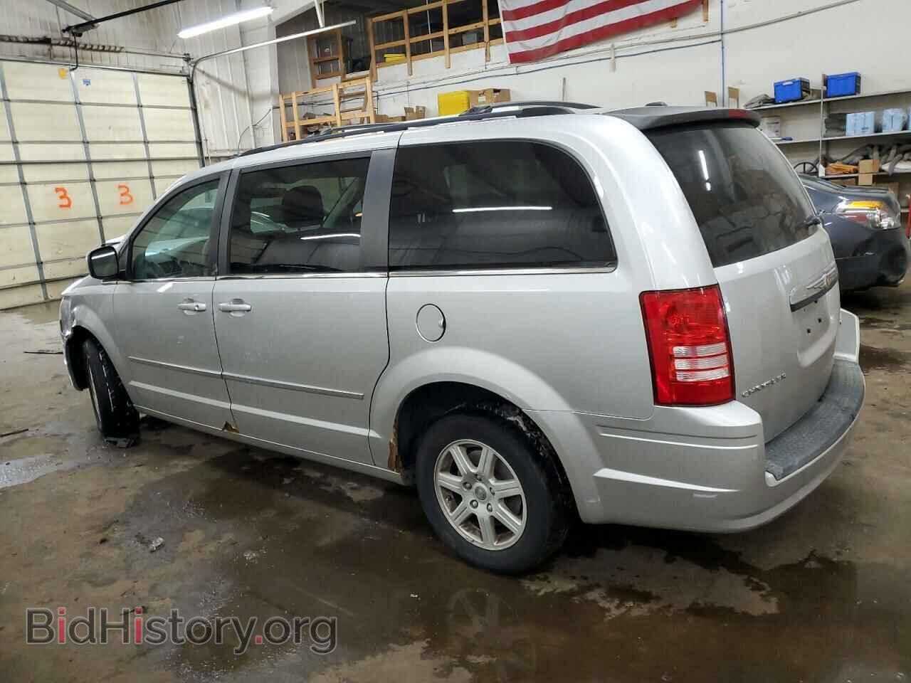 2010 CHRYSLER MINIVAN - VIN: 2A4RR5D16AR337027 - Фото 2