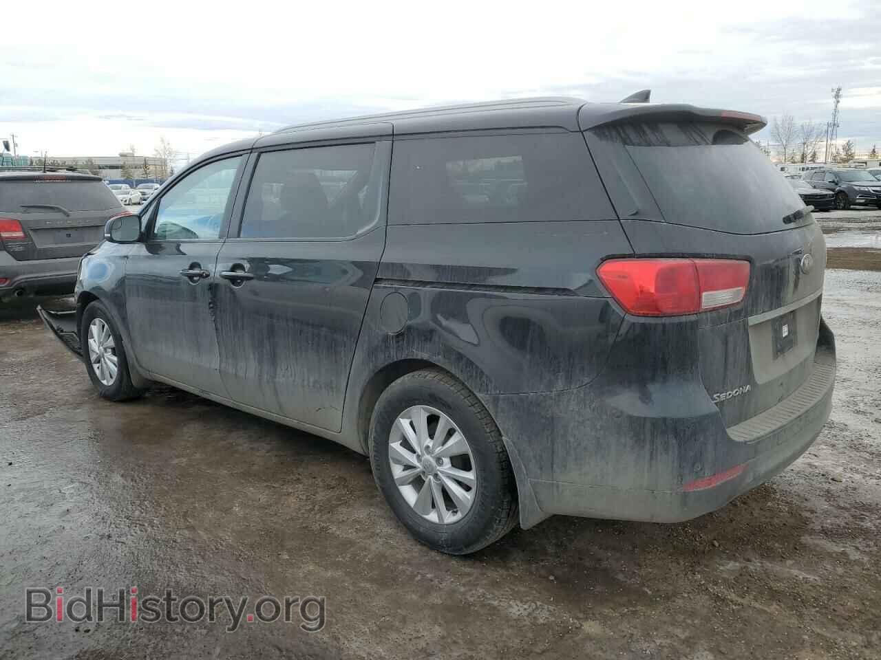 2015 KIA All Models - VIN: KNDMB5C19F6015132 - Photo 2