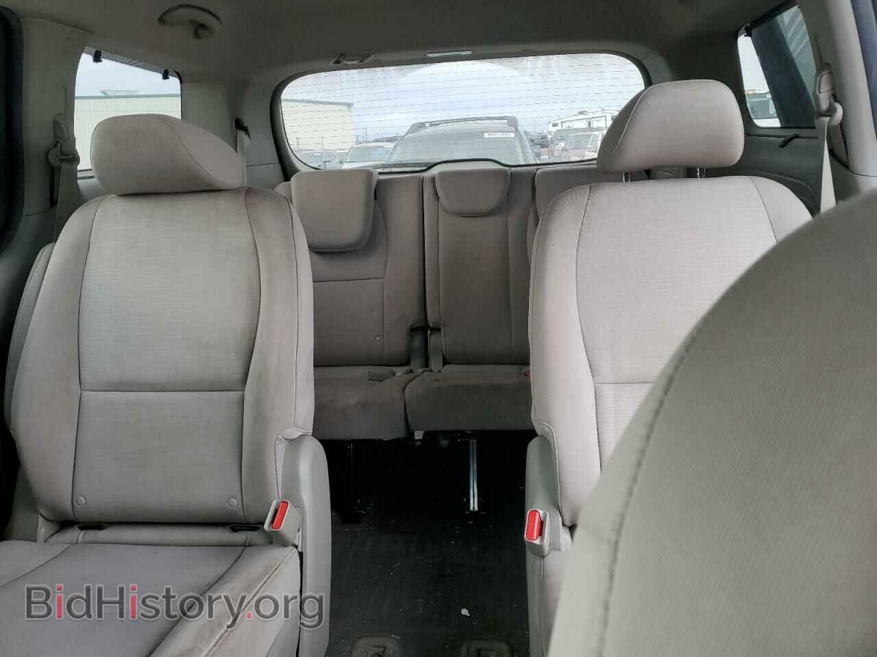 2015 KIA All Models - VIN: KNDMB5C19F6015132 - Photo 10