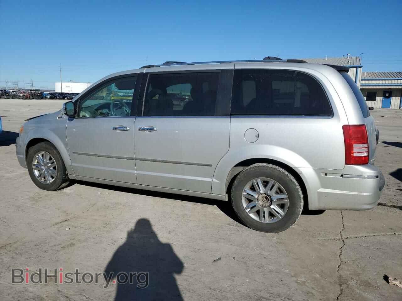 2008 CHRYSLER MINIVAN - VIN: 2A8HR64X78R104403 - Фото 2
