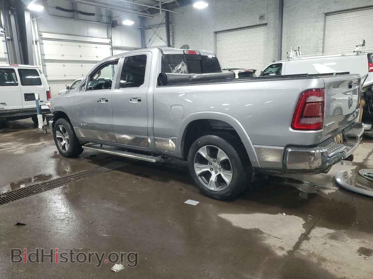 2019 RAM 1500 - VIN: 1C6SRFDT2KN795605 - Фото 2