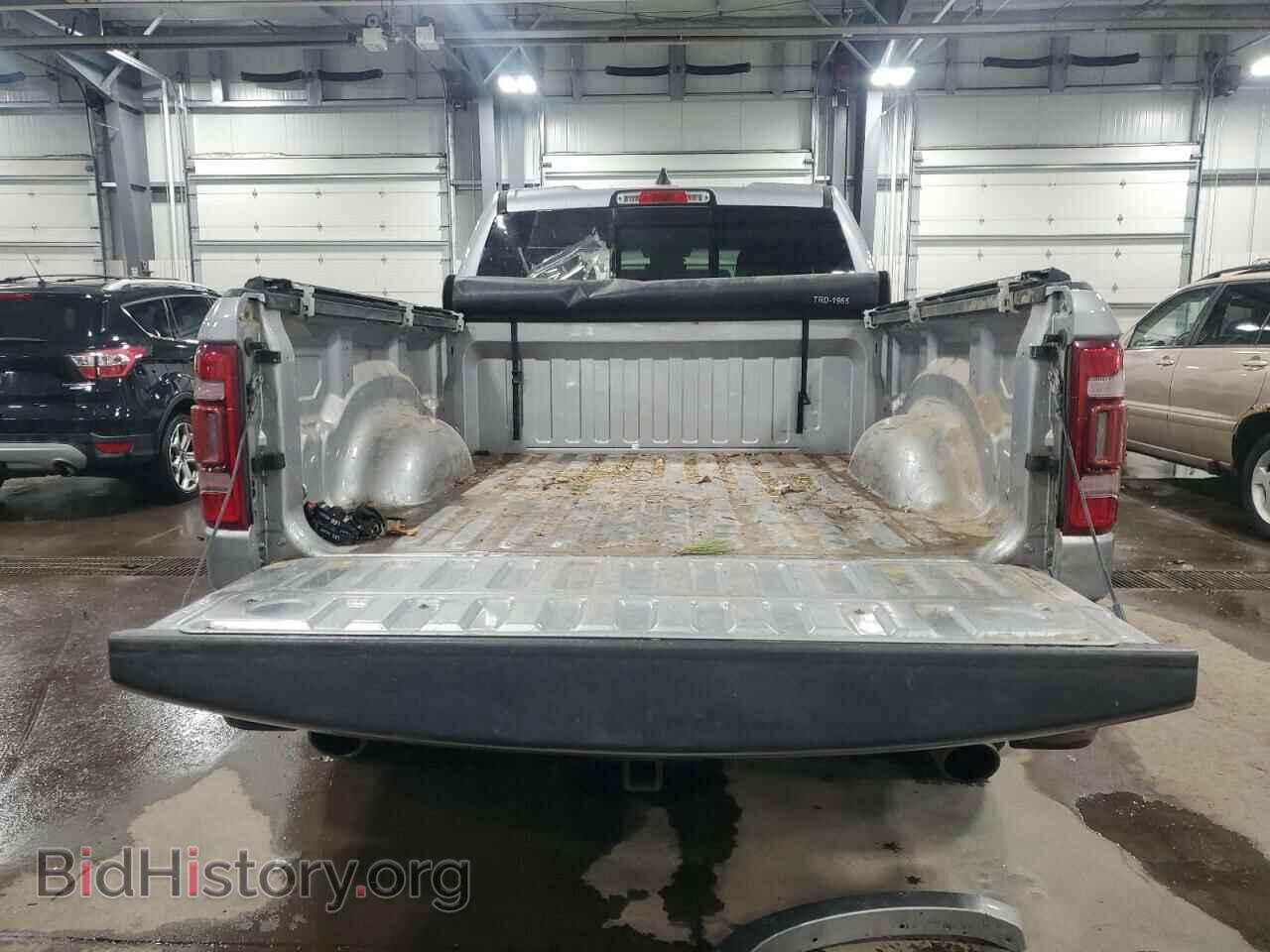 2019 RAM 1500 - VIN: 1C6SRFDT2KN795605 - Фото 6