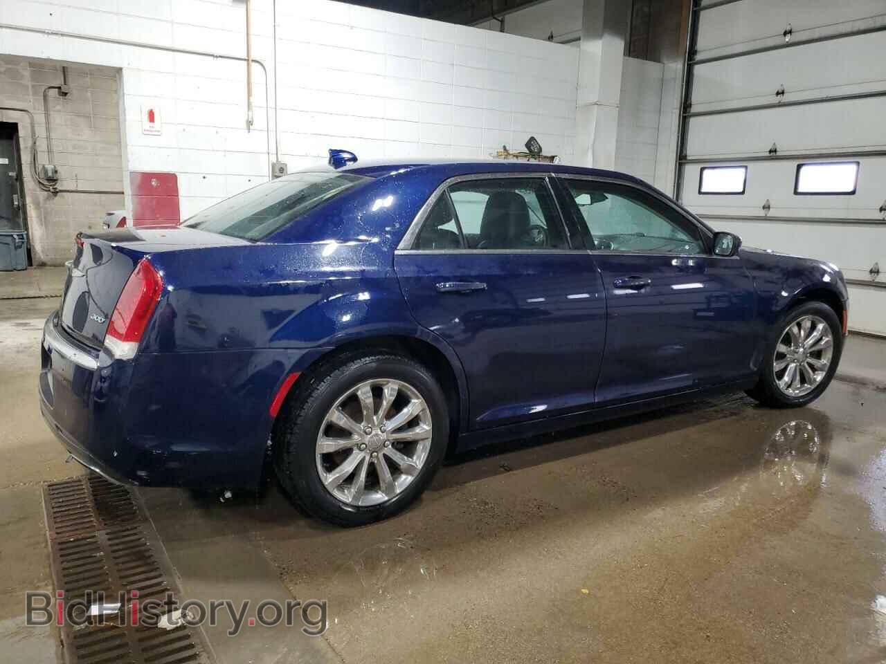 2017 CHRYSLER 300 - VIN: 2C3CCARG7HH534313 - Фото 3