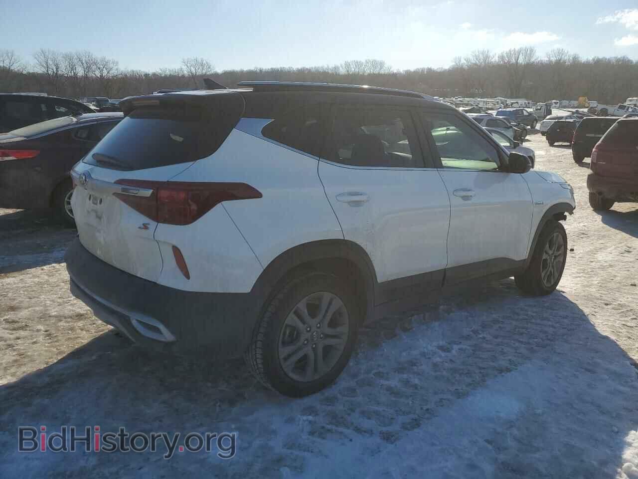 2021 KIA SELTOS - VIN: KNDEUCAA7M7181291 - Фото 3