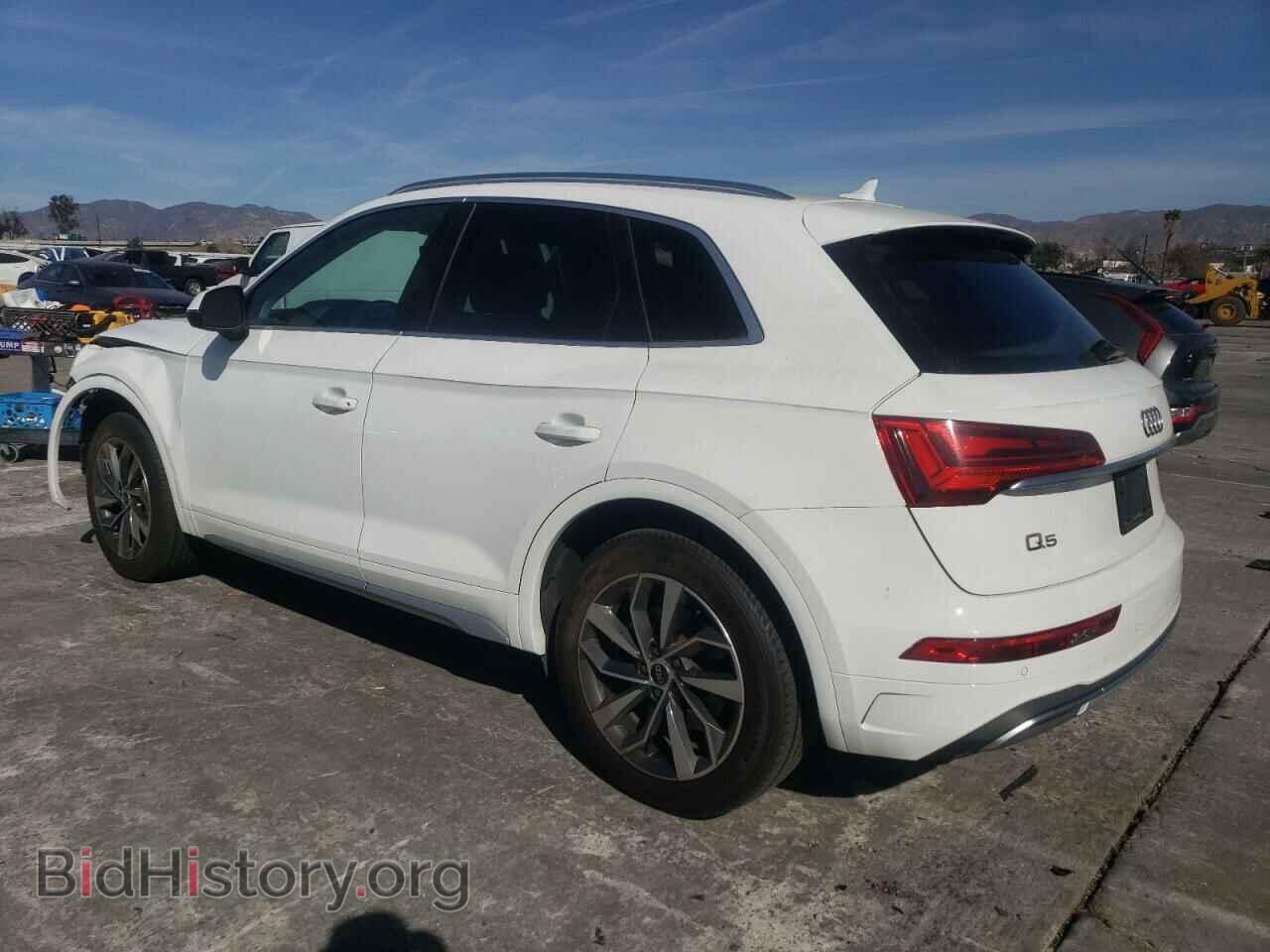 2021 AUDI Q5 - VIN: WA1BAAFY7M2017746 - Photo 2