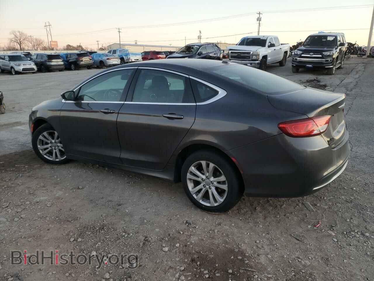 2015 CHRYSLER 200 - VIN: 1C3CCCAB3FN602932 - Фото 2