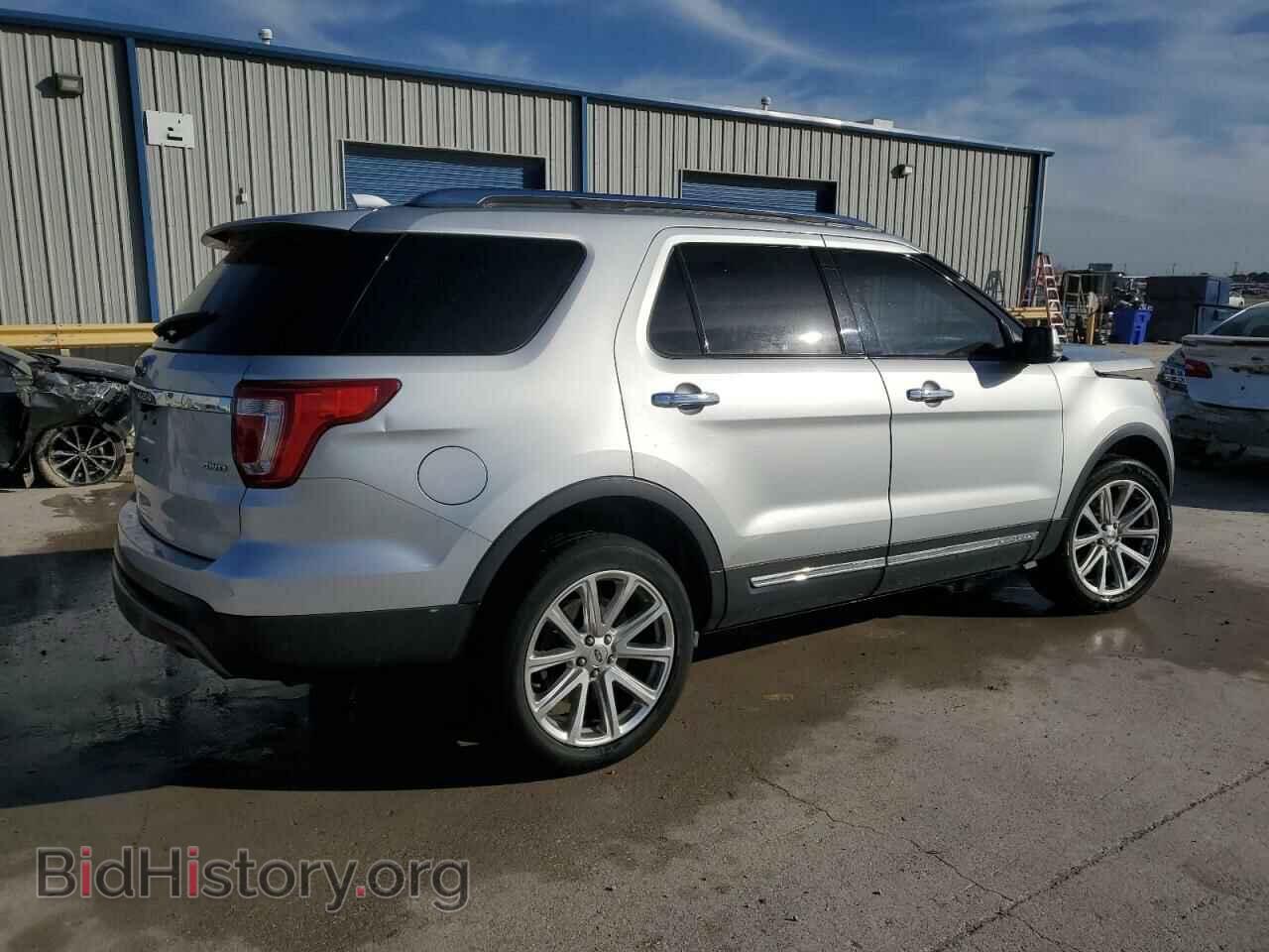2017 FORD EXPLORER - VIN: 1FM5K8F87HGB83634 - Фото 3