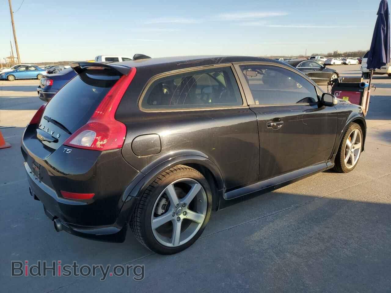 2011 VOLVO C30 - VIN: YV1672MK4B2240909 - Фото 3