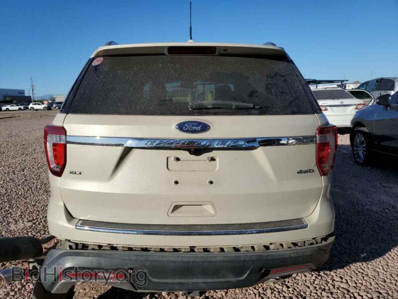 2018 Ford EXPLORER (VIN 1FM5K8D85JGB70115) — photo 6 of 16