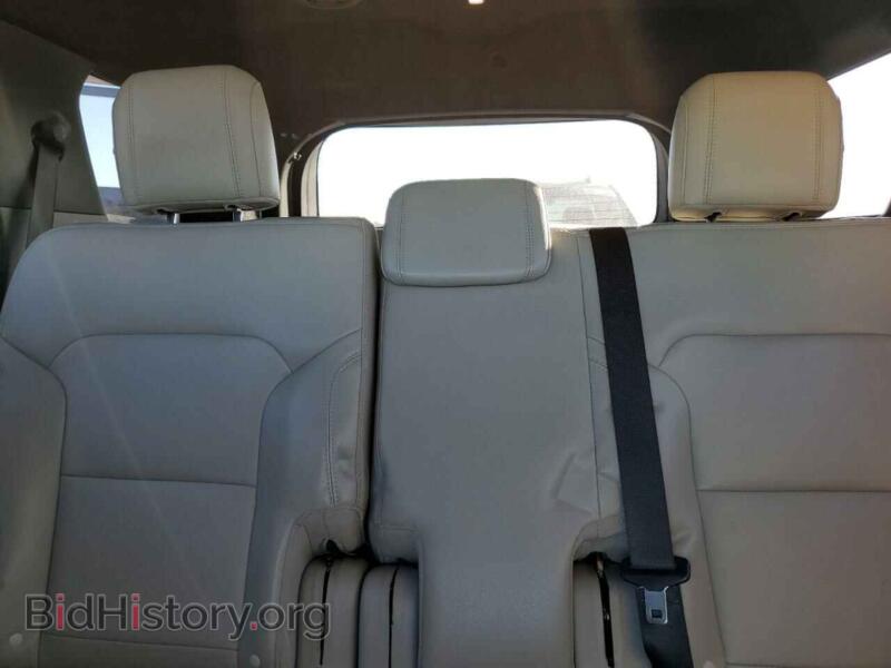 2018 Ford EXPLORER (VIN 1FM5K8D85JGB70115) — photo 10 of 16